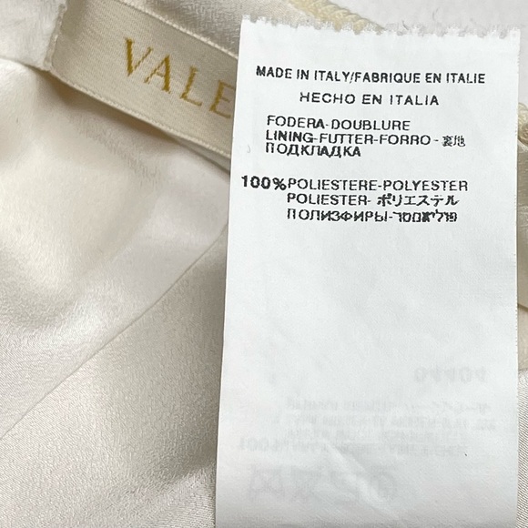 Valentino 𑁍 Chic Rose Lace Appliqué Ribbed Wool Pencil Skirt 𑁍 Cream 𑁍 4 - Picture 12 of 16